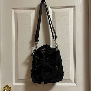 Kipling- X Hello Kitty charm bag